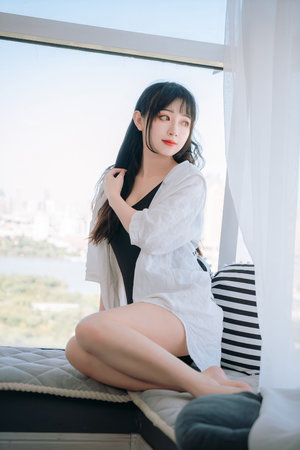 女警被灌满精子后糟蹋视频网站