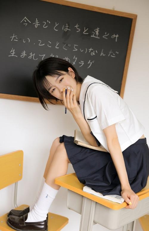 女生脚奴